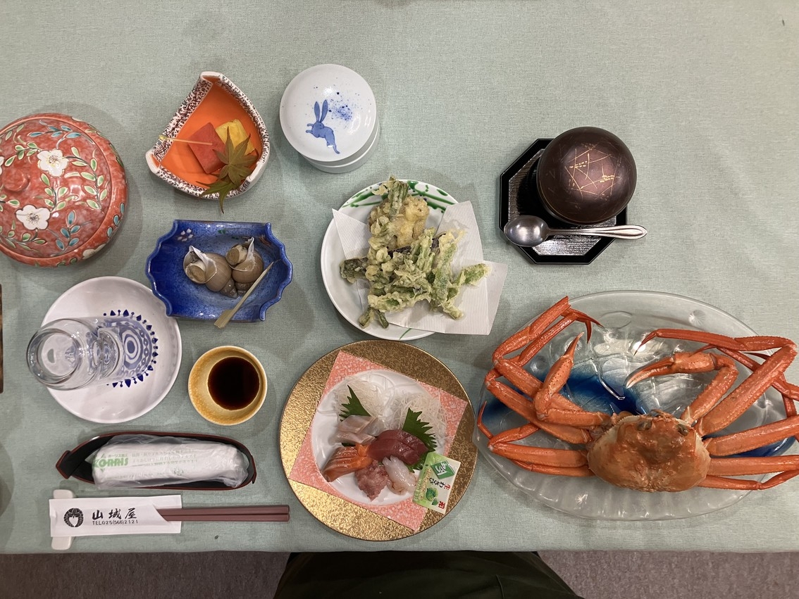 日本海の旬の幸　紅ズワイガニ丸ごと１匹たらふくプラン【1泊2食つき】
