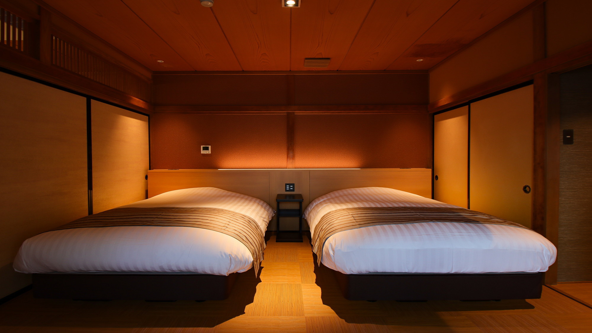 【富士】メゾネット客室／2階ベッドルーム