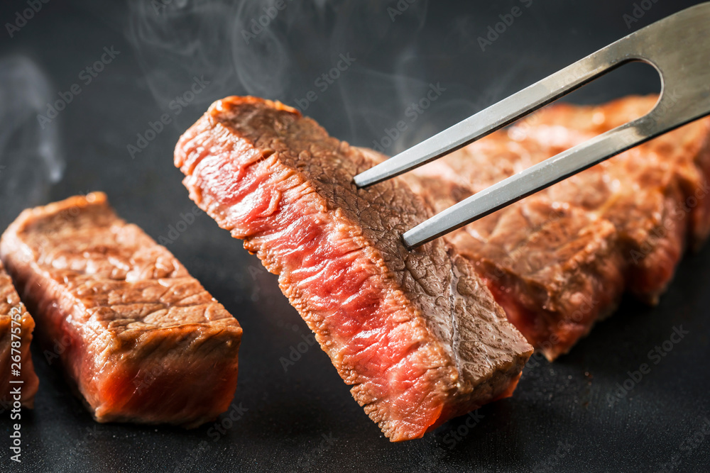 メインが選べる！和牛ステーキ200g