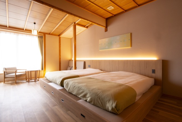 <202萌黄> 若葉の色が春の息吹を感じさせるやさしい空間