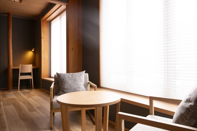 <207東雲> 冬の夜明けを思わせる、柔らかく静かな部屋