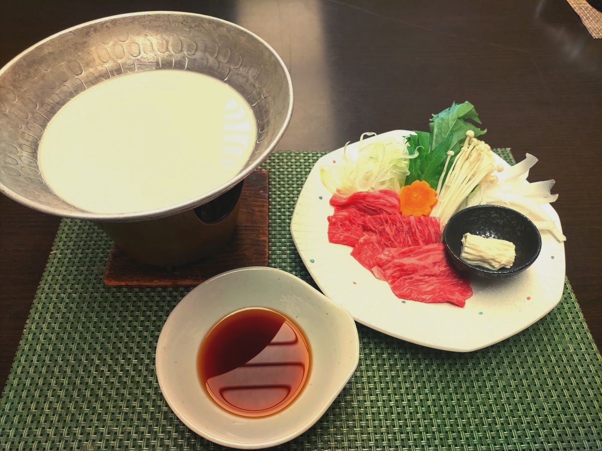 別注料理『引き上げゆばととちぎ和牛のしゃぶしゃぶ』付（1泊2食飲み放題付き）バイキングプラン