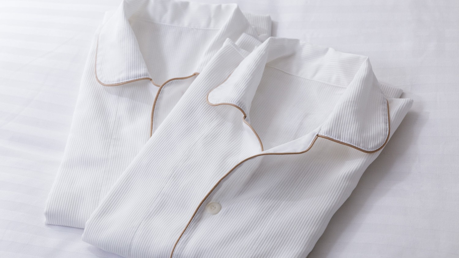 ガウンタイプのパジャマ（フリーサイズ）