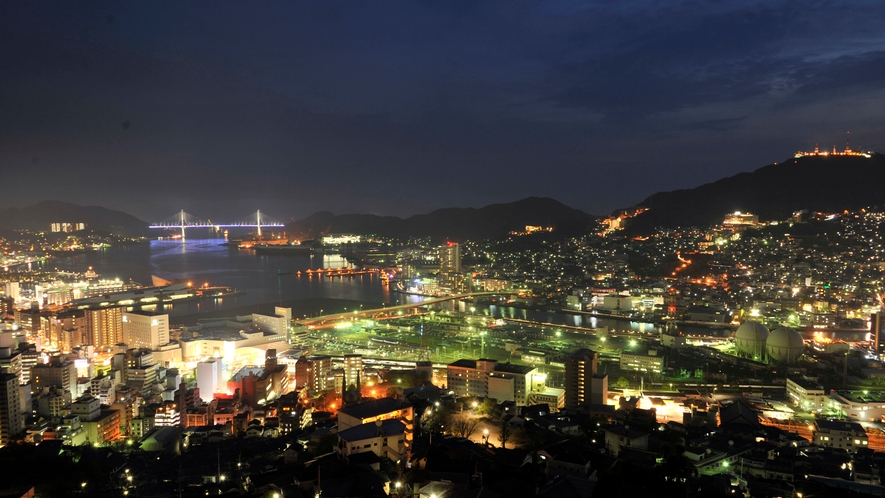 ◆すべての客室から、長崎一ともいわれる素晴らしい夜景！