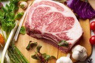 【早割90 】20％オフ！ファミリーやグループへおすすめ◎国産牛＆カニ食べ放題90分〈飲み放題付〉