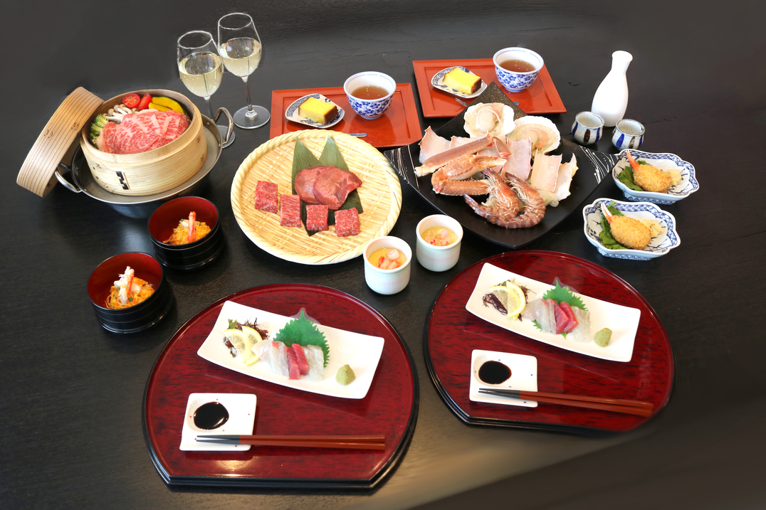 【楽天トラベルアワード2025☆受賞記念】限定10％オフ！タラバ蟹と贅沢会席◎飲み放題付120分