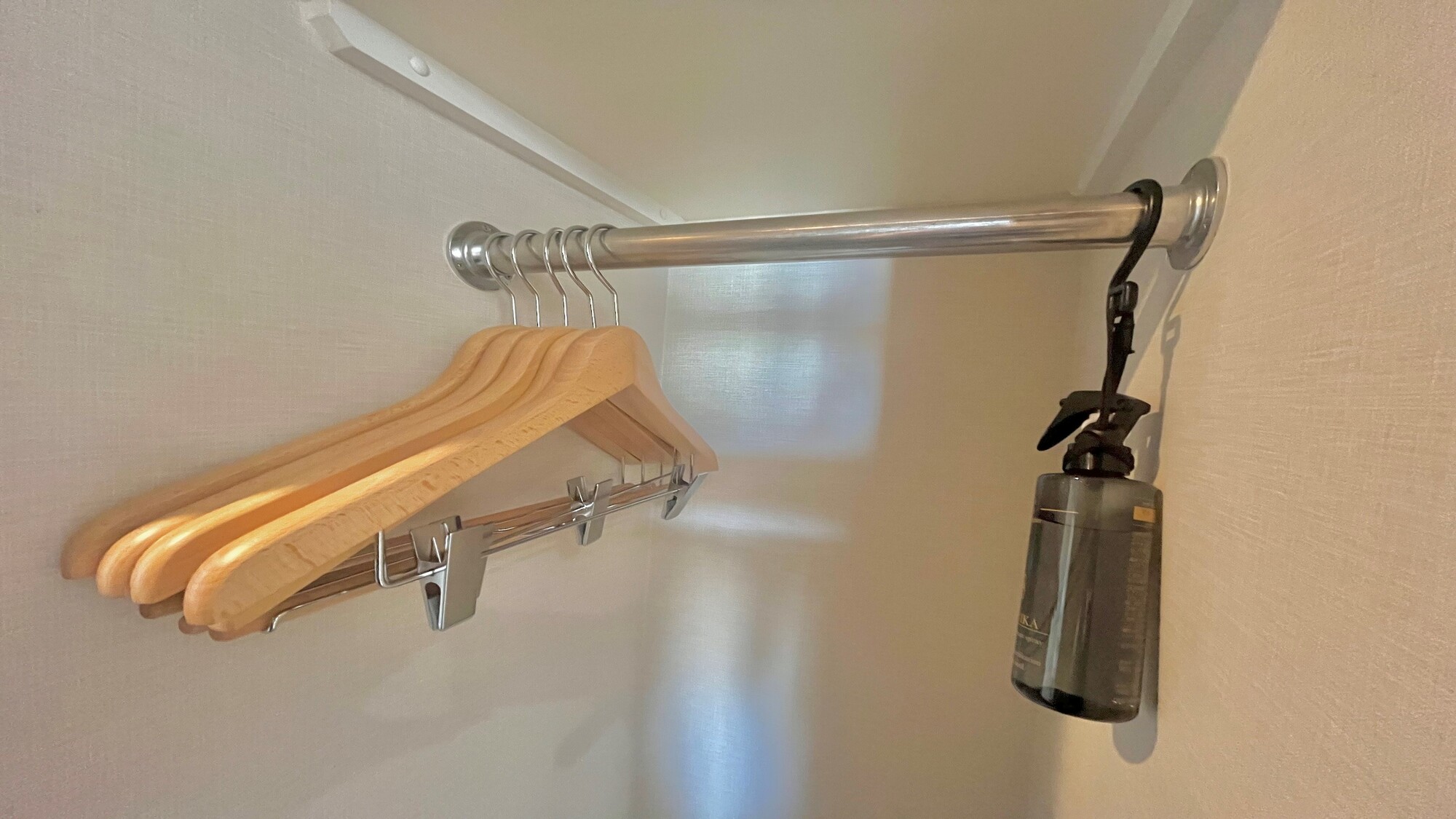 ハンガー＆消臭スプレー