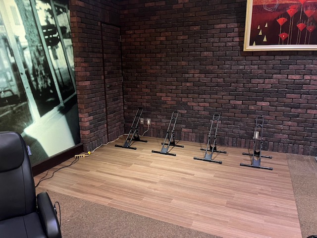 ２号館ロードバイク置場