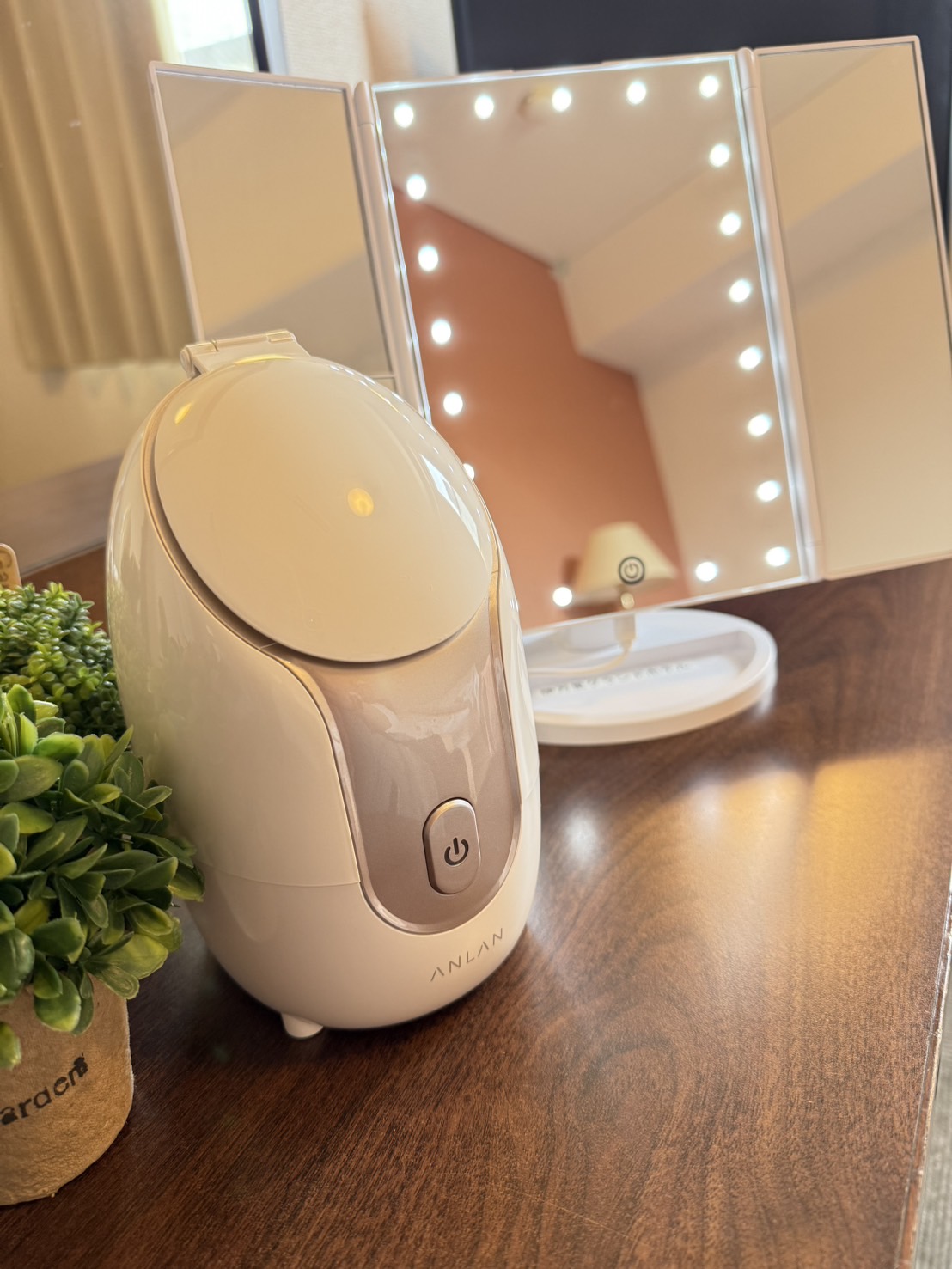 レディース優先部屋完備　美顔器スチーマー