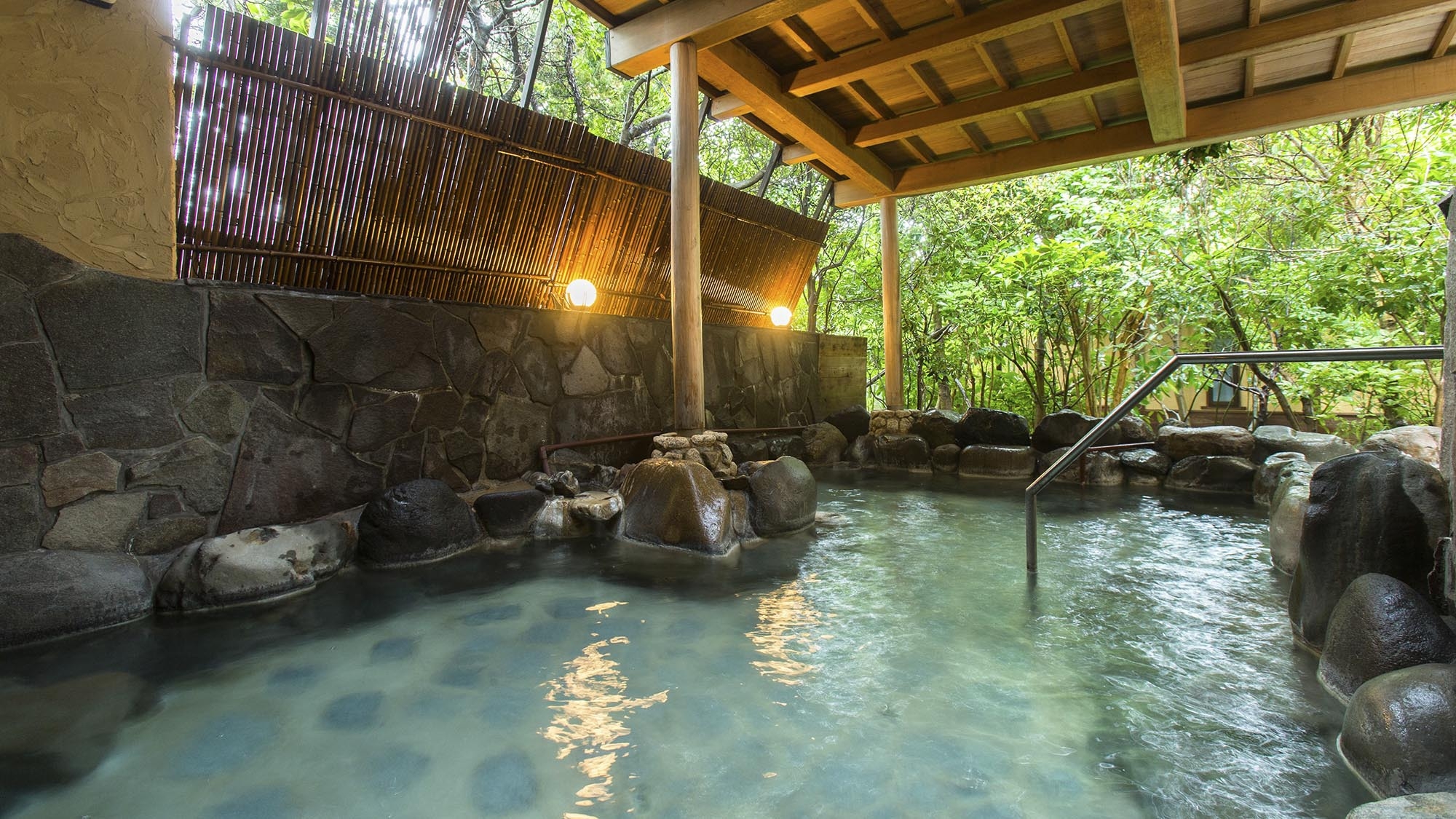 【楽天スーパーSALE】≪数量限定≫温泉・地酒・タグ付松葉蟹●山陰松葉蟹×京都和牛付蟹会席［H3n］