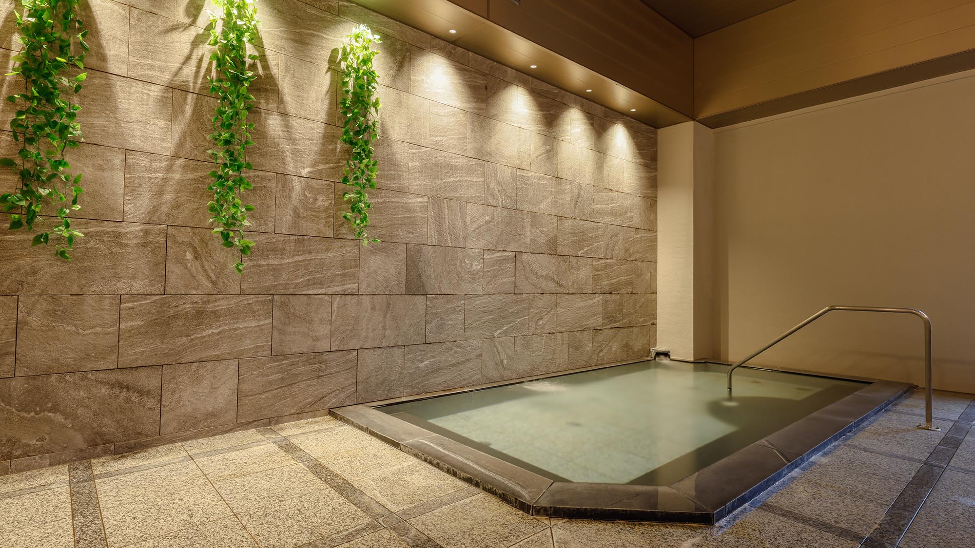 【佳松苑・大浴場】－trae（トラエ）－　