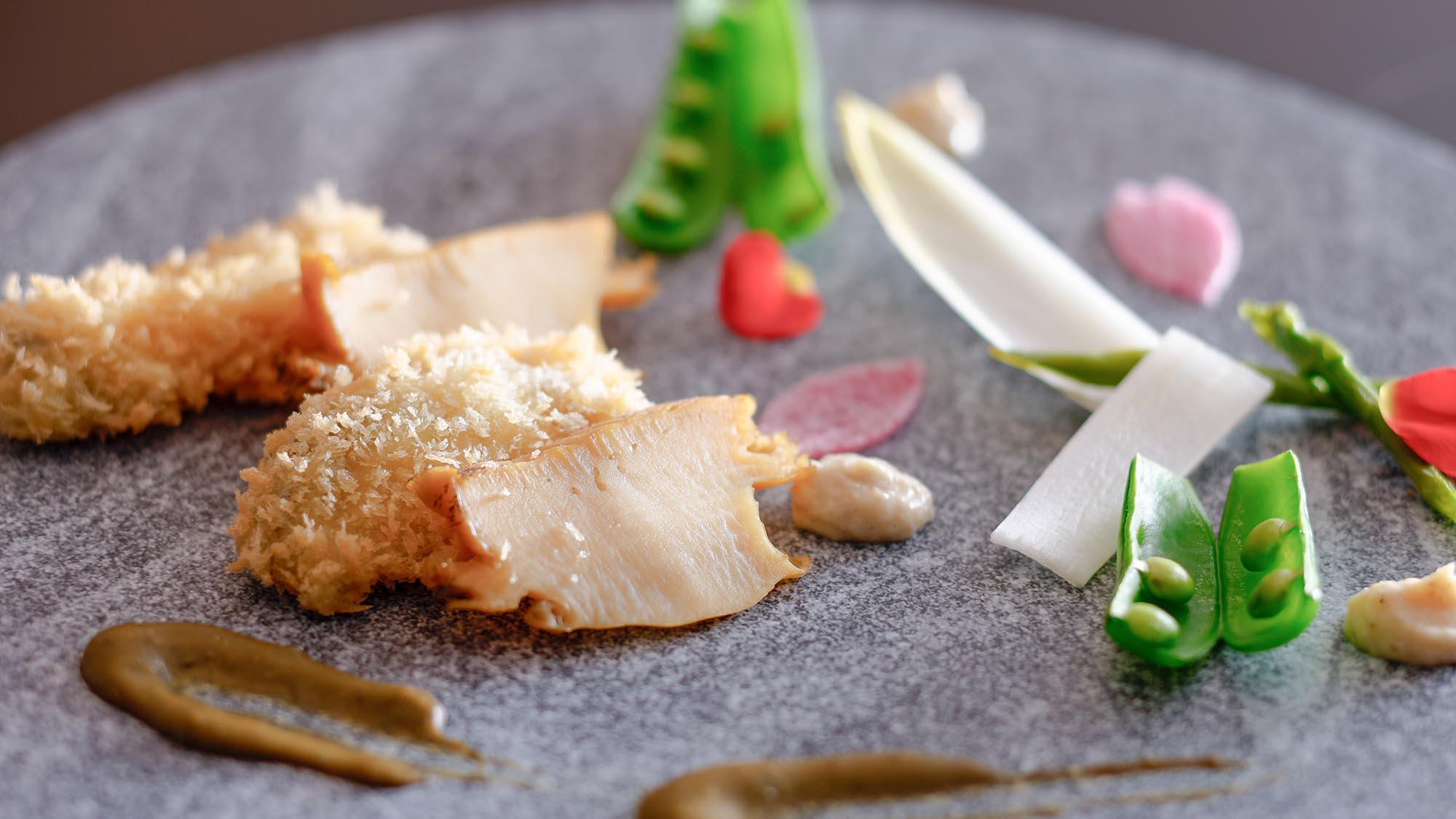 【春・夕食】蒸し鮑のマリアージュと春野菜［一例］
