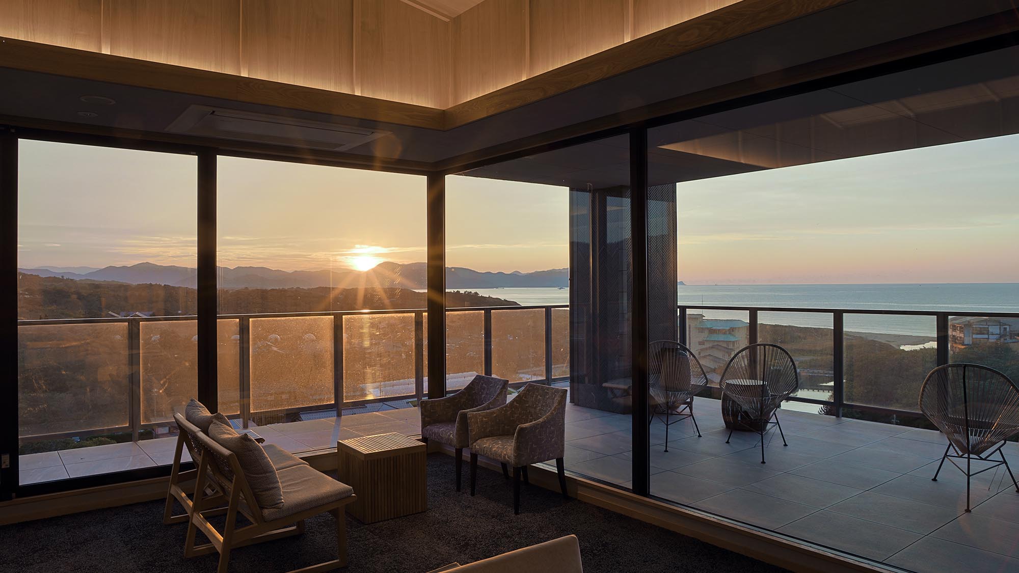 【ラウンジテラス碧－AO－】