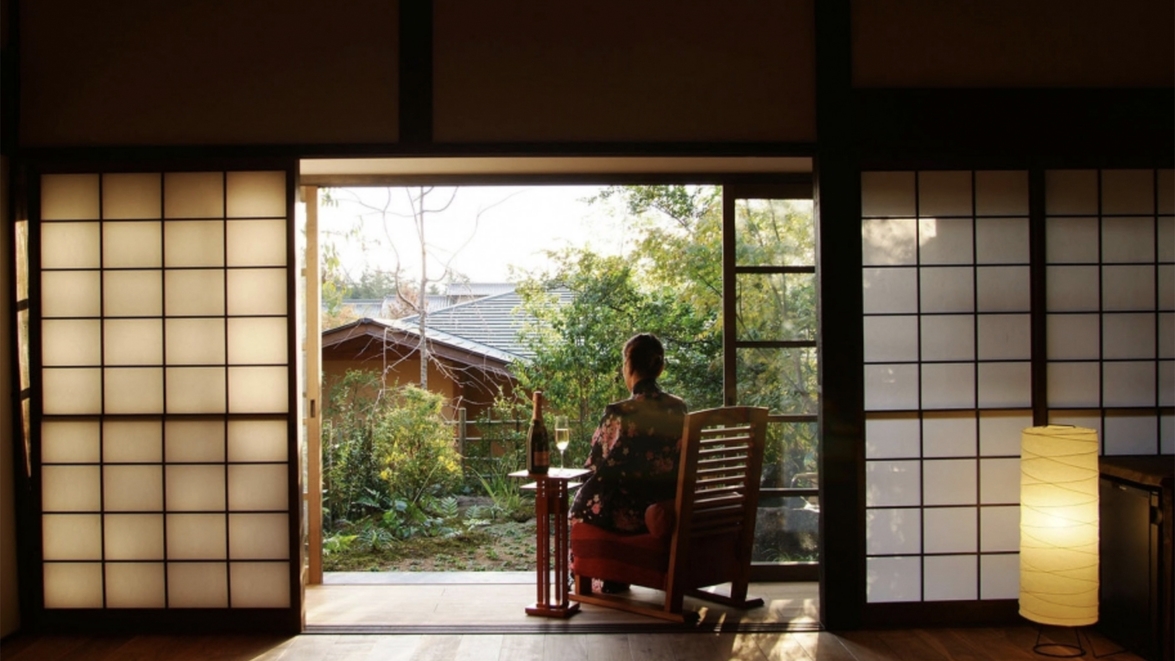 【一人旅｜冬の特別プラン】誰にも邪魔されない静謐−近海タグ付き活松葉蟹お一人様1杯の蟹づくし【AB】