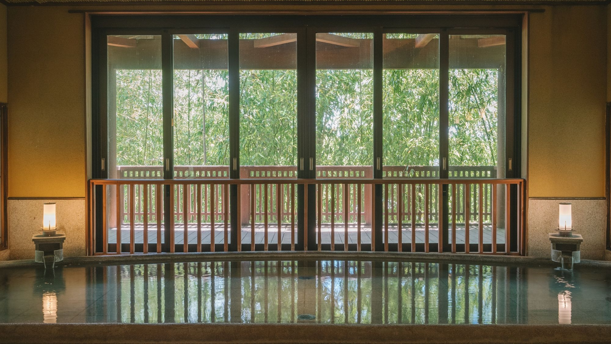 【冬】タグ付き活松葉蟹二杯を蟹しゃぶとお好みに合わせた調理で愉しむ蟹尽くし【AP】