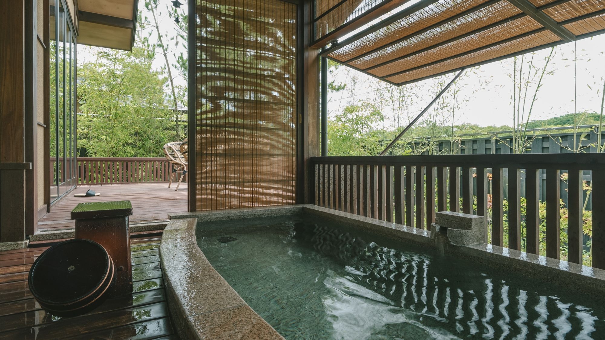 耽溺の”ひとり時間”、これ以上ない静謐の休日をもう一つの京都、丹後で過ごす【AH】