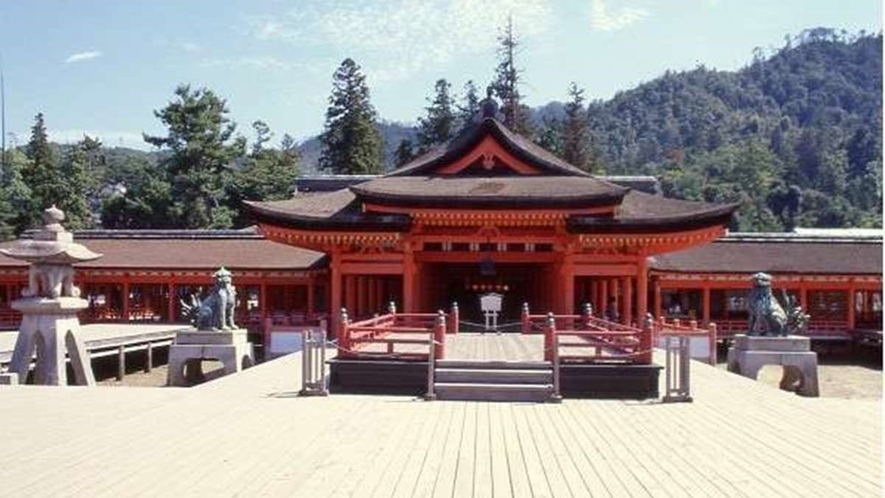 写真提供：厳島神社文化課　厳島神社