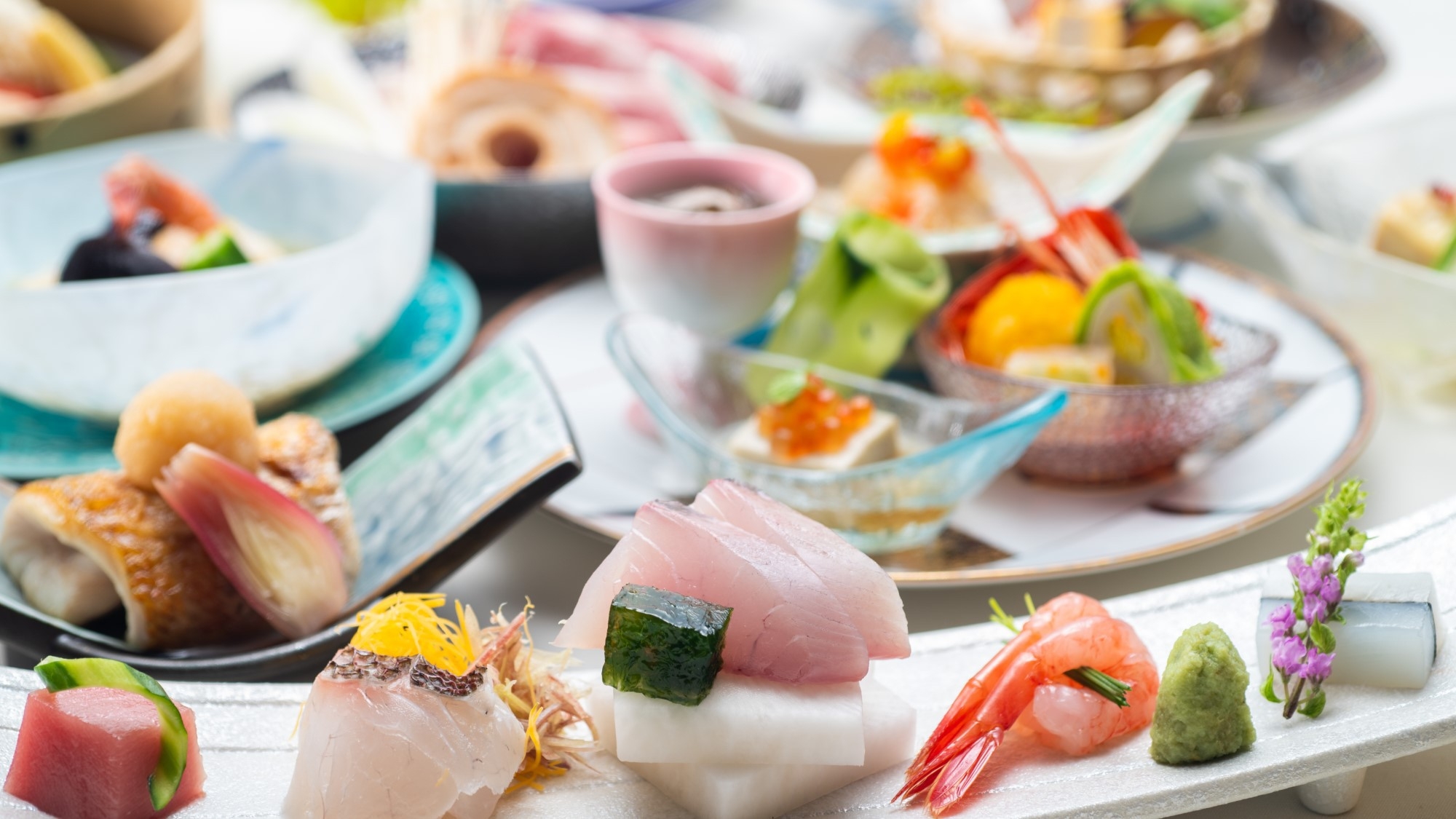 【日帰り夕食×最大6時間客室ステイ＆大浴場利用可】花暖簾会席で贅沢に味わい、温泉と客室でゆったり堪能