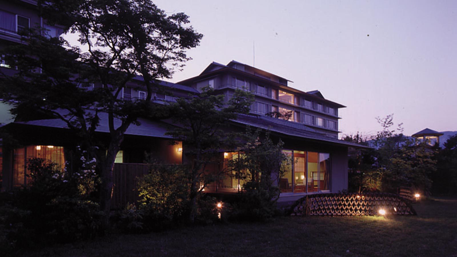 ～離れ「華翔庵」～