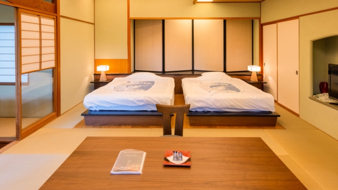 【温泉露天風呂付き客室リニューアル記念！最大１６５００円引】離れ限定の最上級ランクのお料理で。