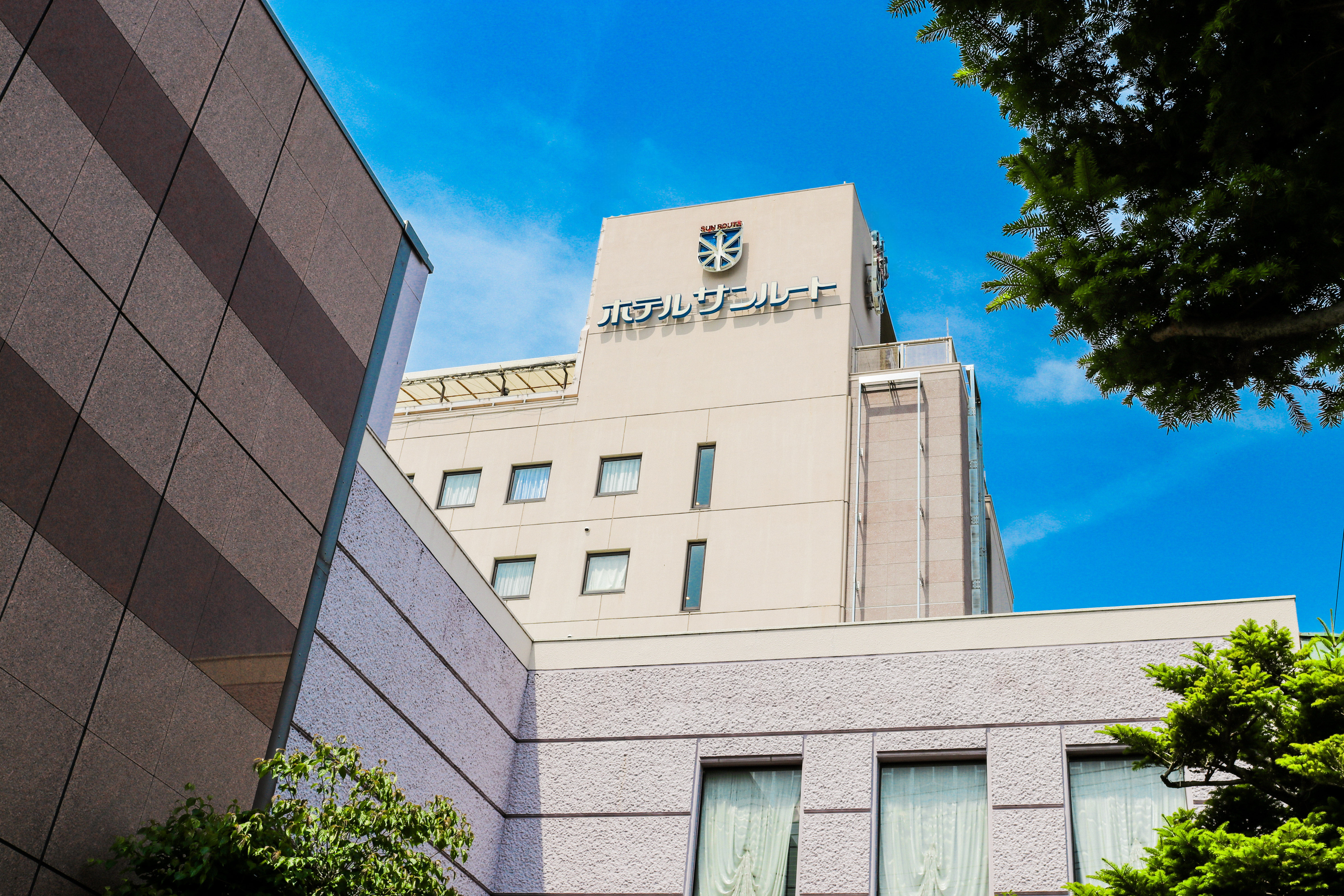 ホテル外観①