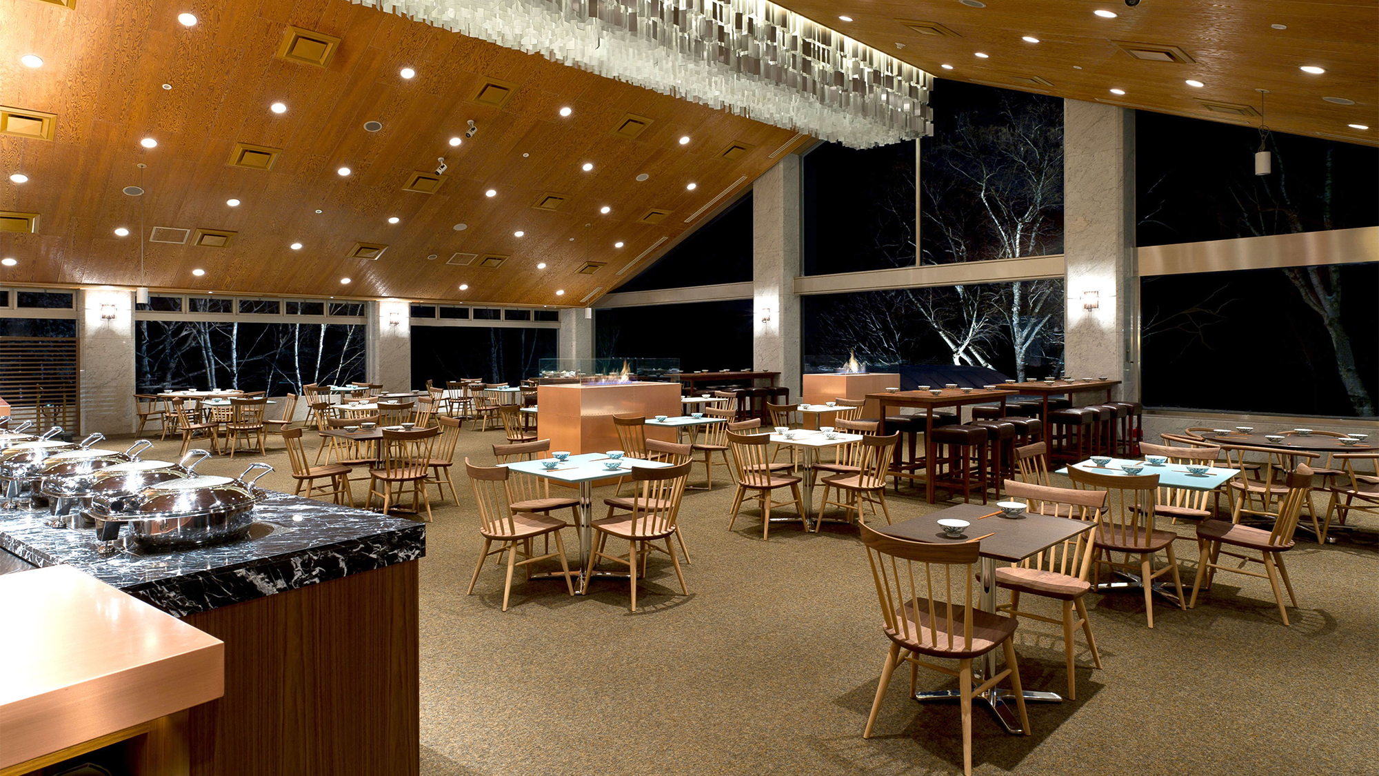 レストラン「五色（ごしき）」