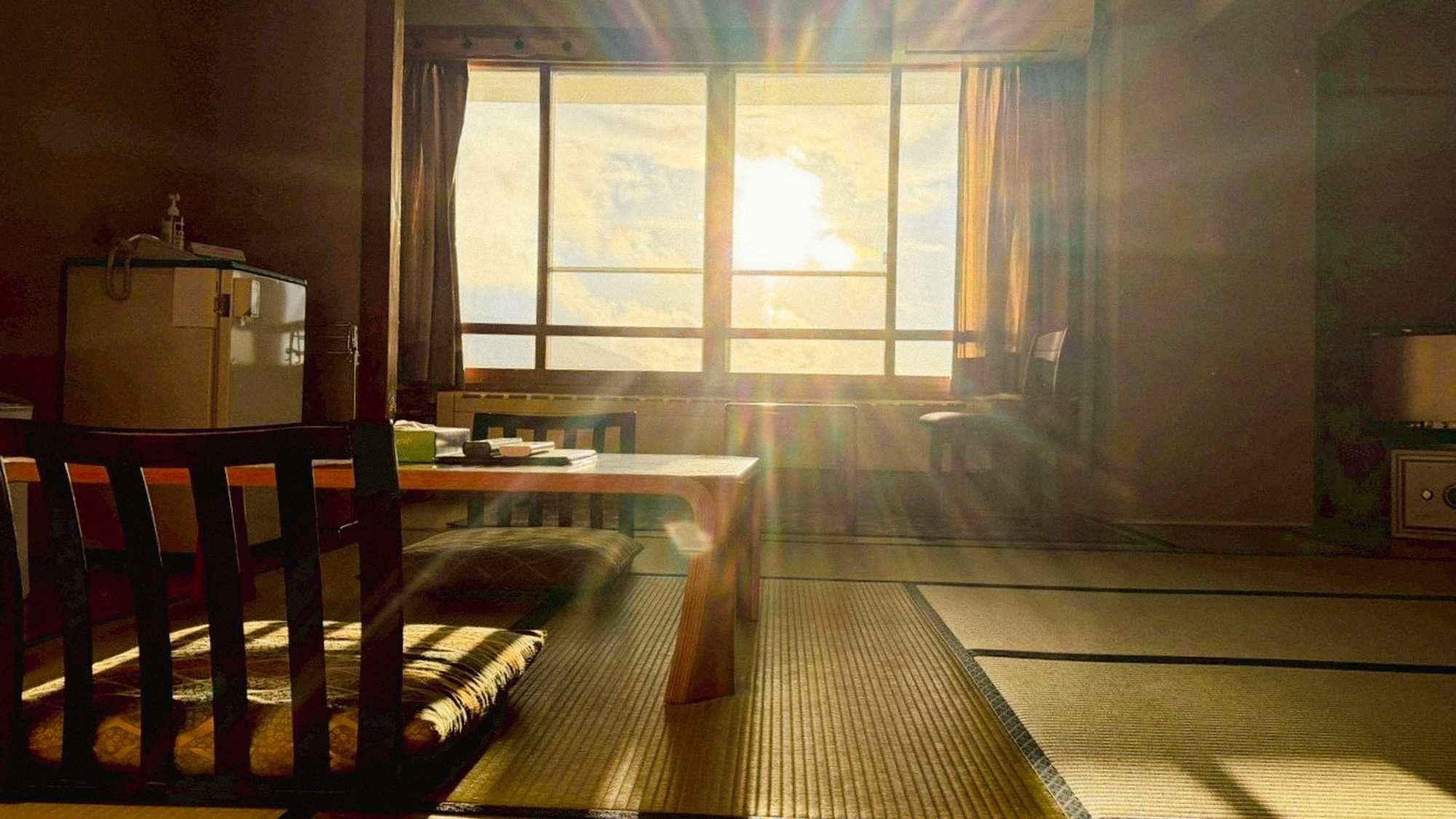 西発哺温泉ホテル