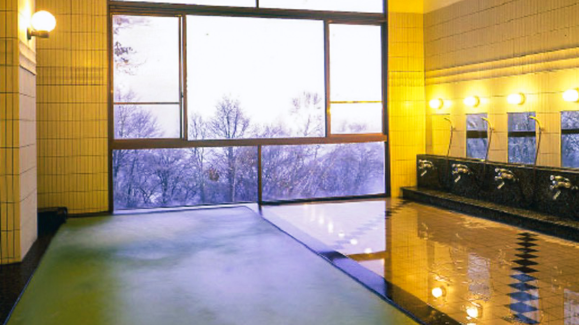 湯花舞う源泉掛け流し100％天然温泉