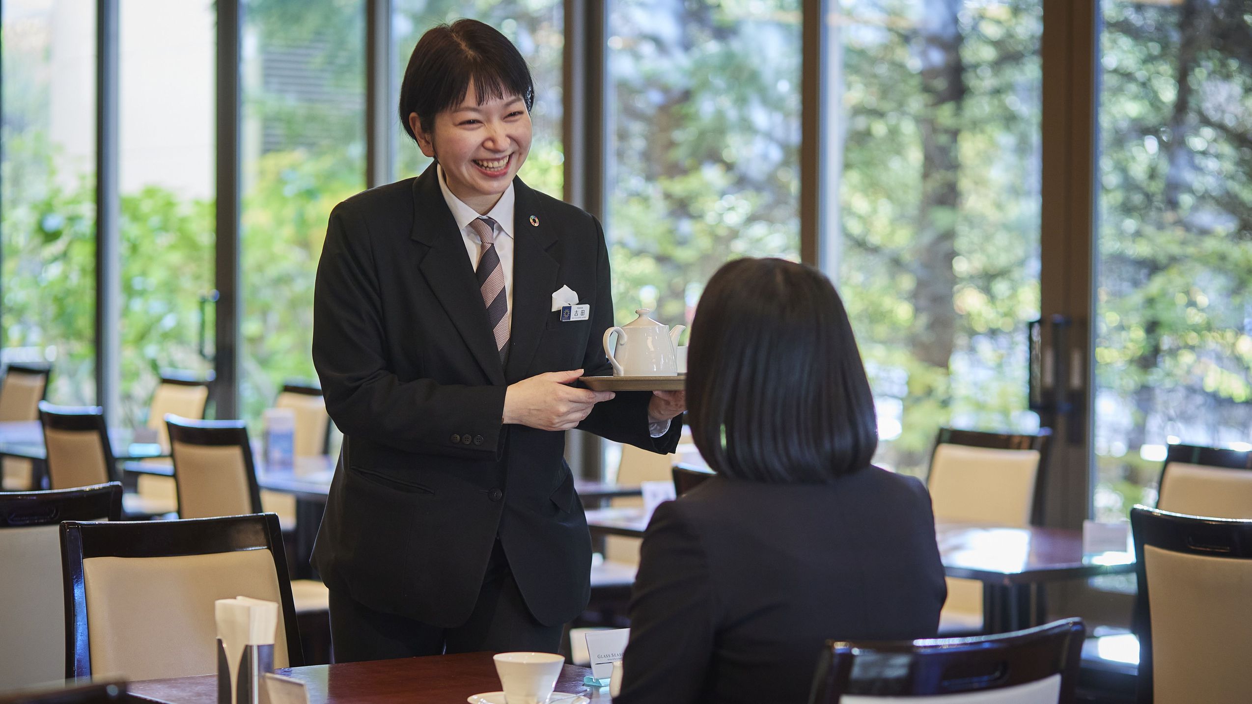 サービススタッフ