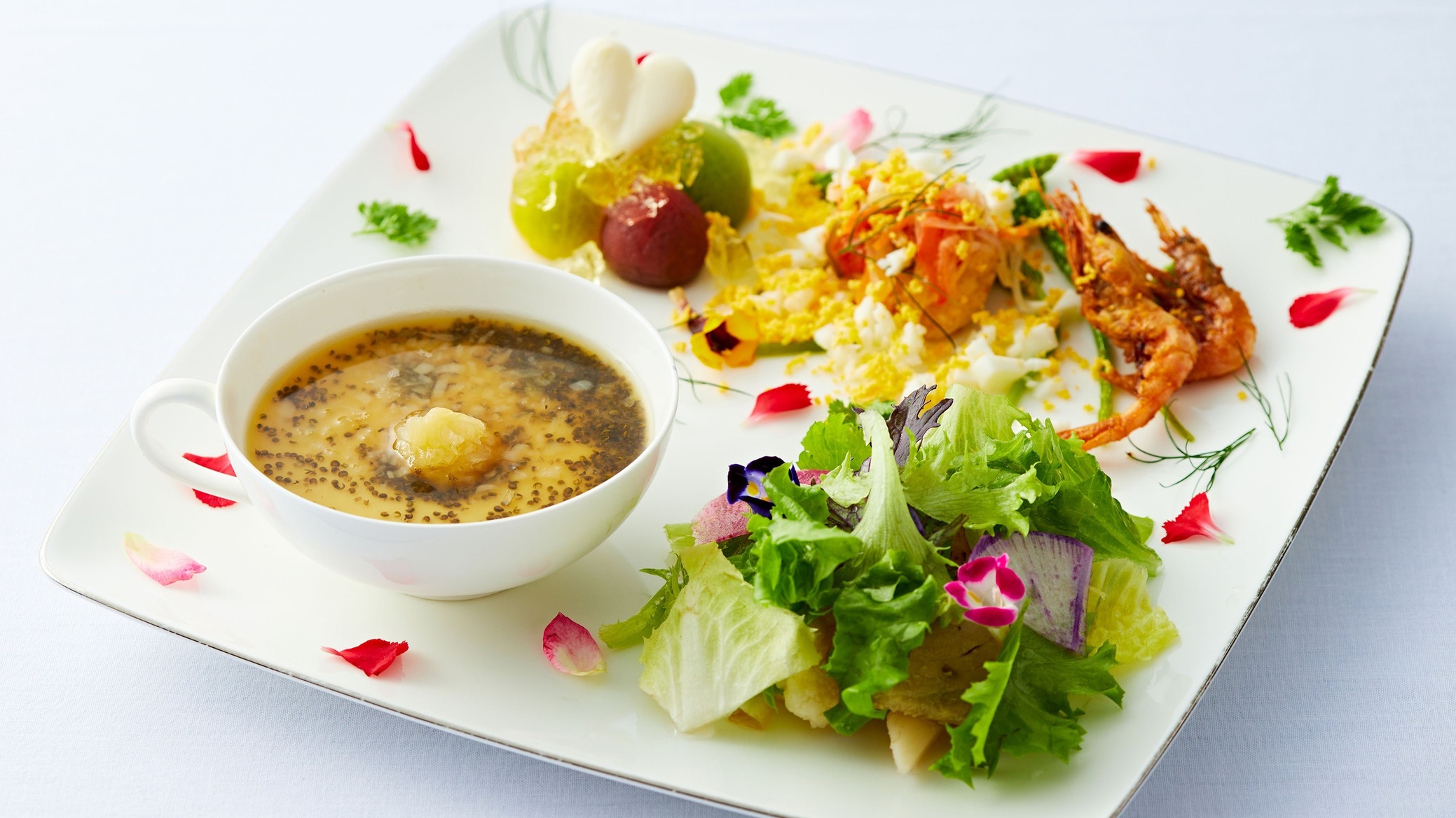 【温泉でフレンチ】≪2食付≫夕食はシェフこだわり地元食材を使用したフレンチ【ラピス・ラズリ】