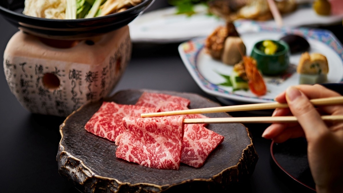 【人気の基本プラン】長野県産牛すき焼き会席と温泉を堪能　無料貸切風呂も