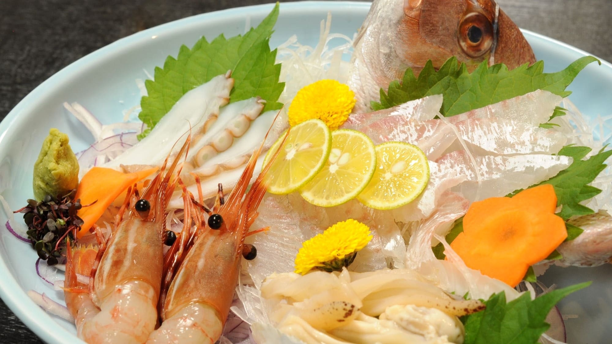 ◆【ワンドリンク☆】たこと鮮度抜群のお魚！「季節の会席料理」を夕食に♪【夕朝食付】