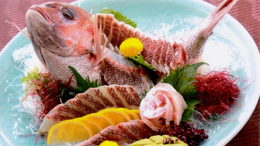 【桜鯛のお造り一品付】ぷりぷり食感な鯛に舌鼓！「青海の膳」会席でしまなみの旬の味覚を堪能