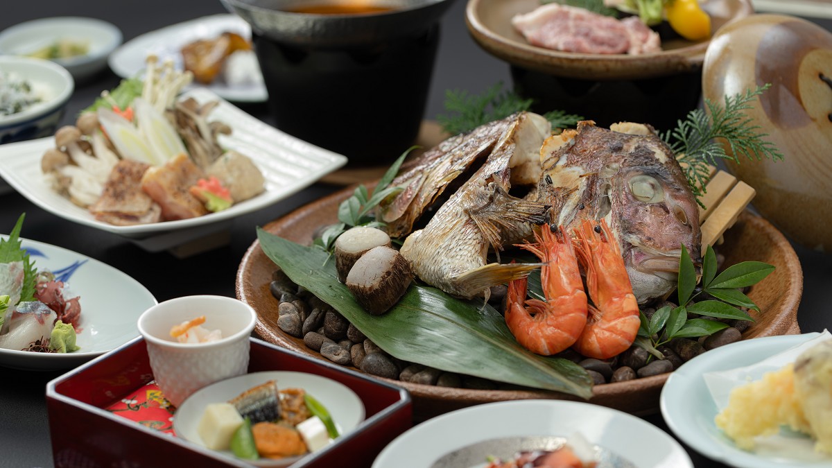 【青海の膳】瀬戸内の山海の幸を使用したスタンダード会席です。(写真はイメージです)