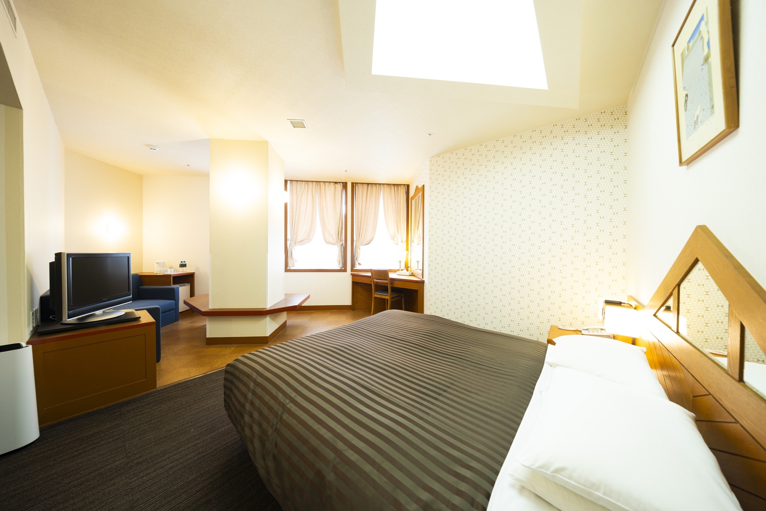 【朝食付】新春セール「駅近30秒」寒い冬の移動を短縮！快適な平日限定プラン