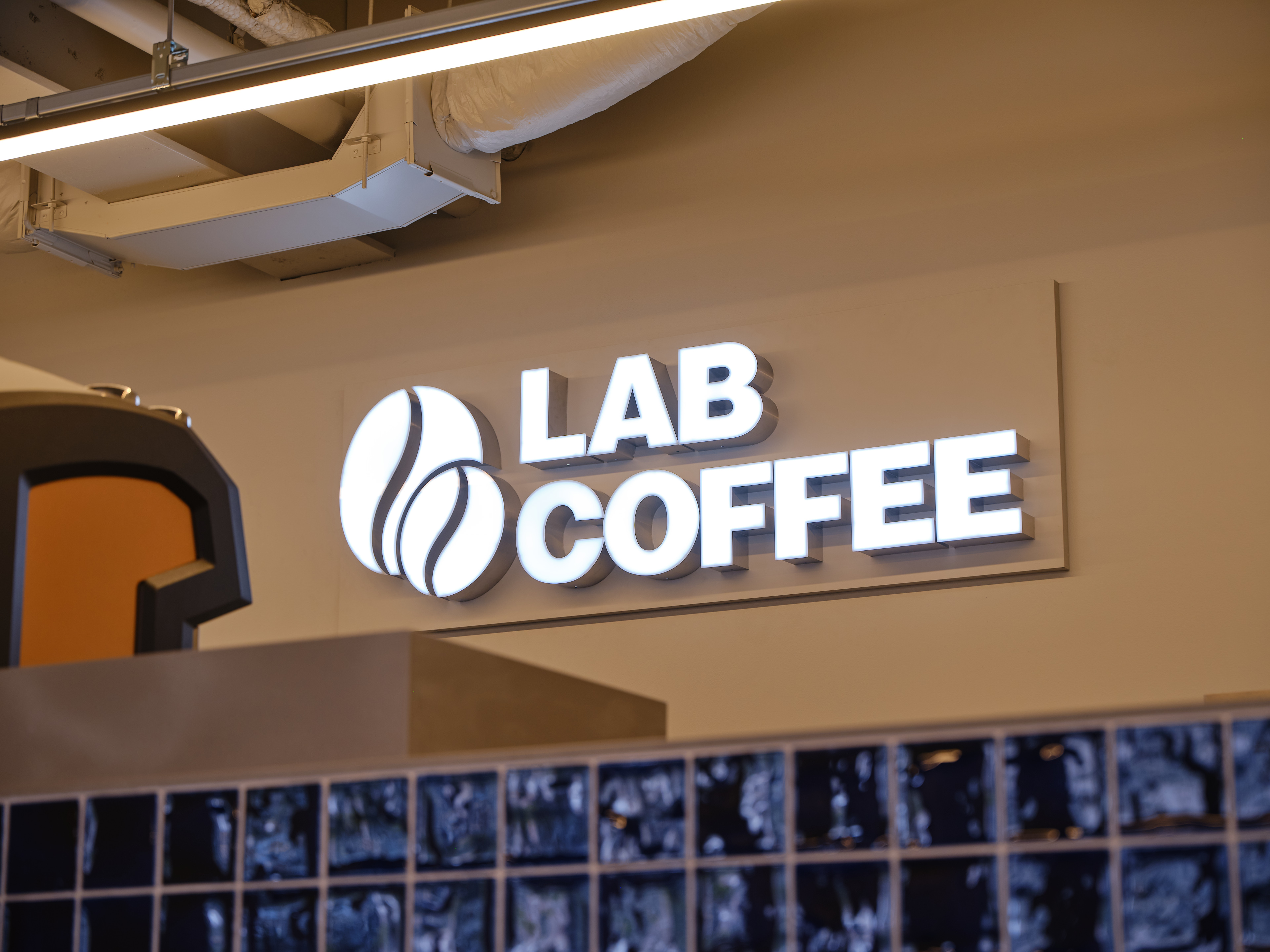 ホテル2階　『LAB COFFEE』