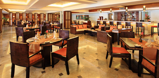 ザ・ポンド　レストラン