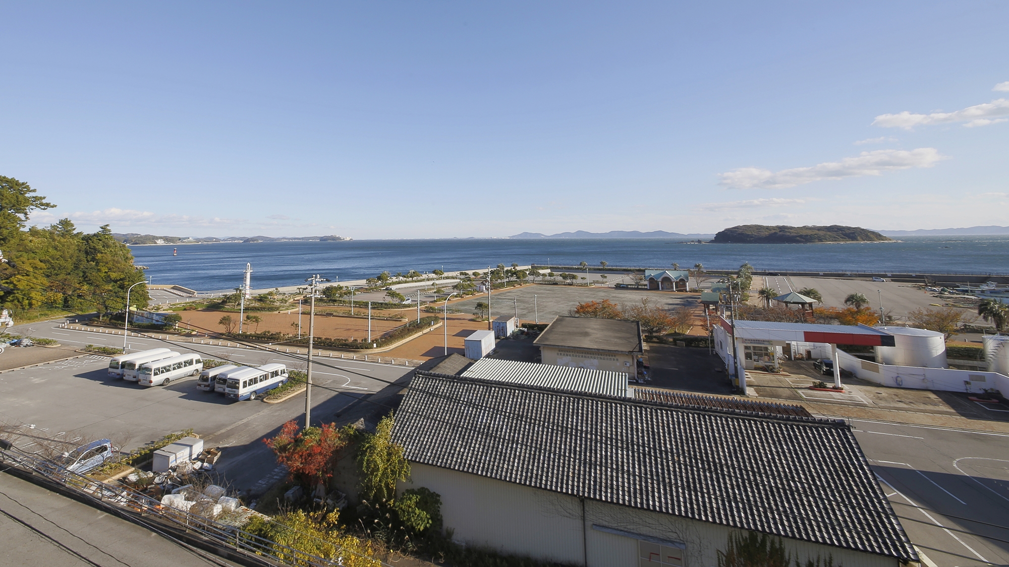 *【景観】上層階大きいお部屋からの眺め。海を見てのんびり。