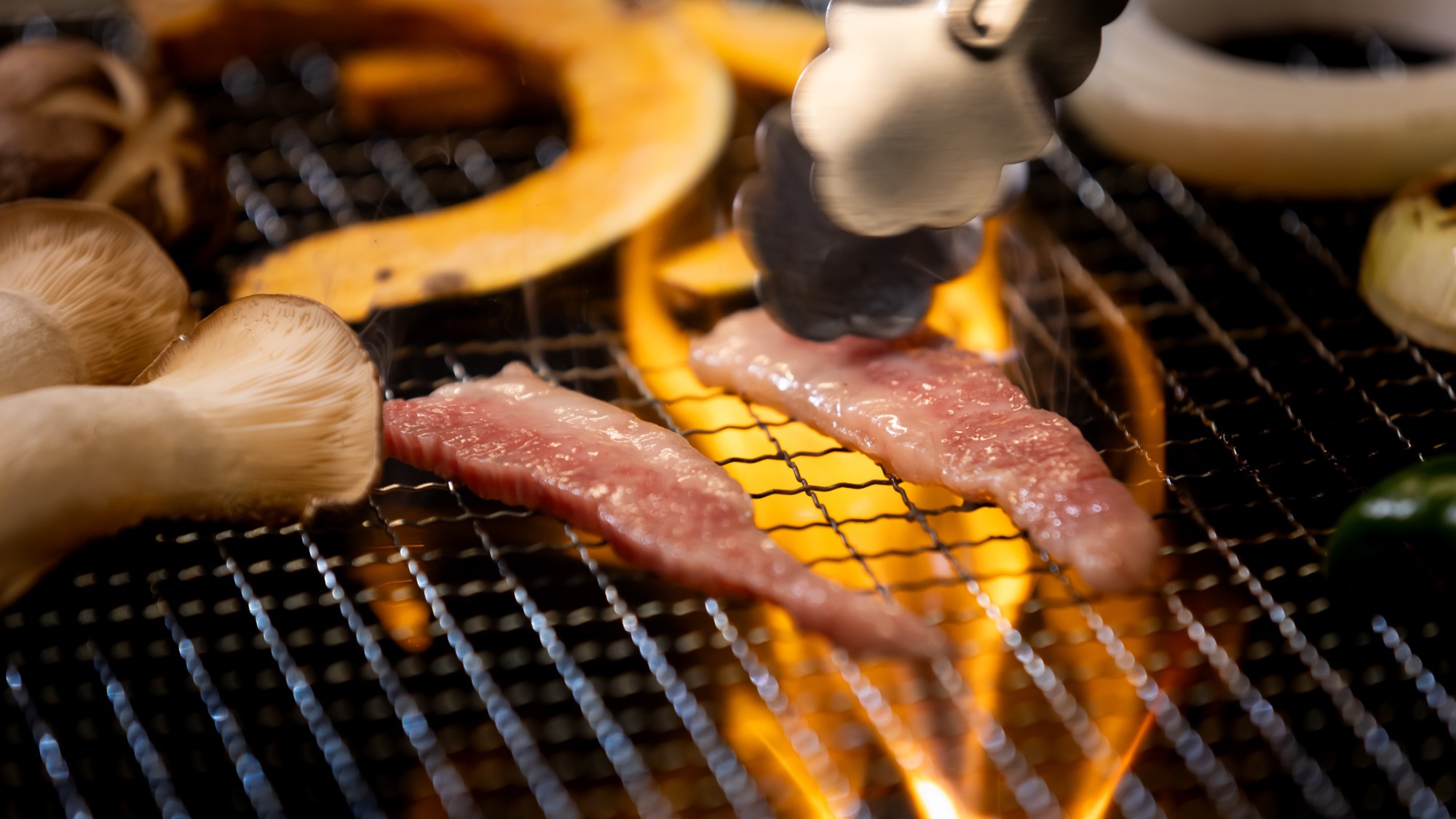 ◆リーズナブルBBQ“牛タン・豚肉”【2食付】〜山梨県の肉専門店“牛奥”コラボ〜朝食はお部屋食で■