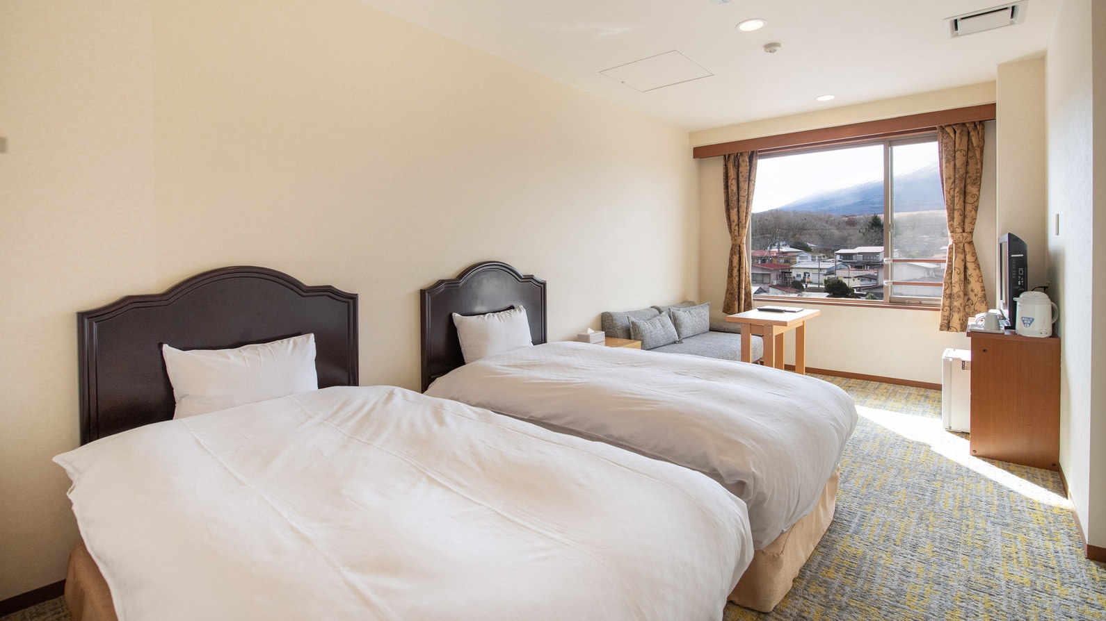 【ポイント10倍★素泊まり】楽天限定ポイント還元！富士山を眺め温泉を満喫♪