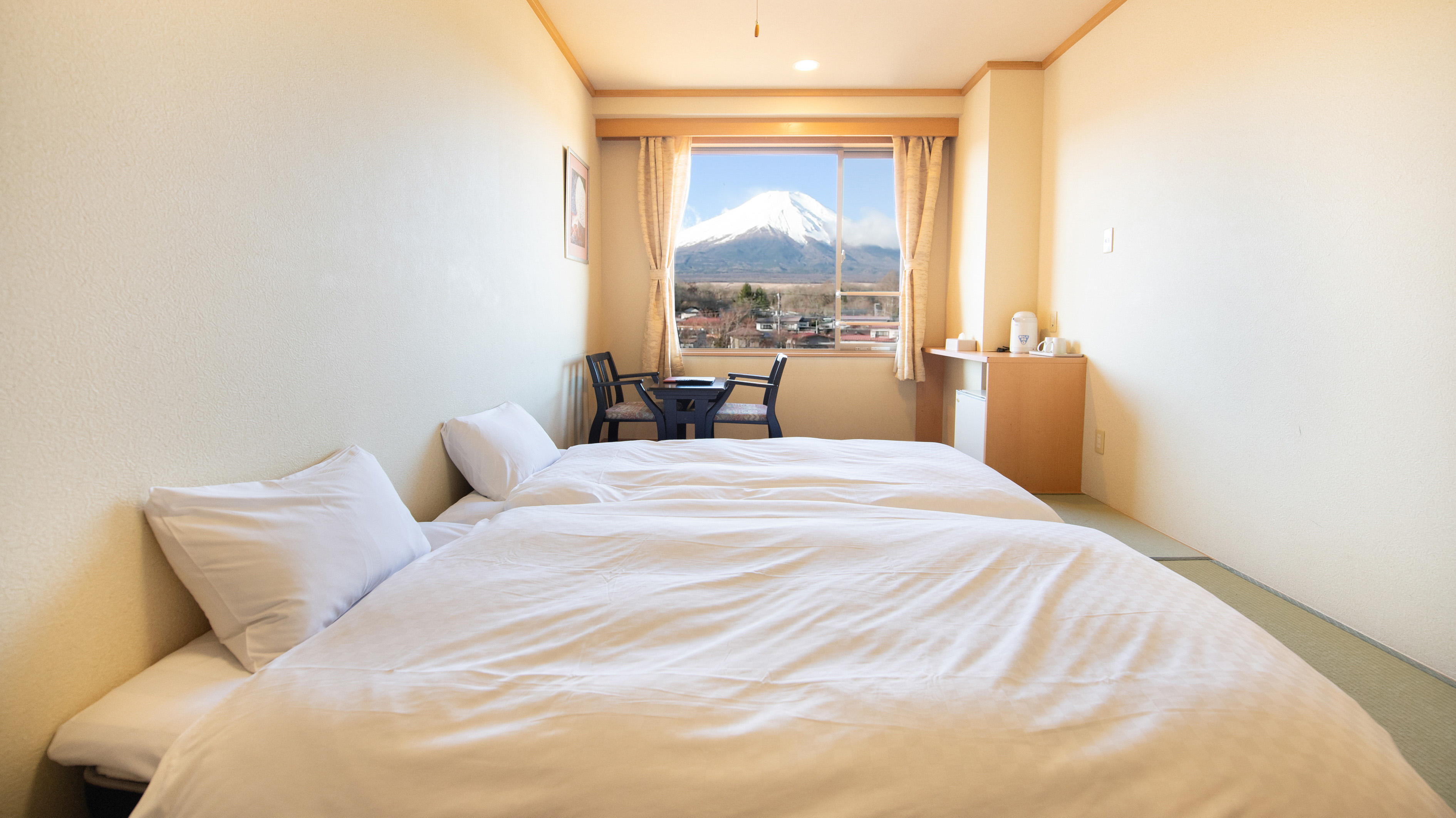 【富士山ビュー客室】和室ベッドルーム　25平米　禁煙