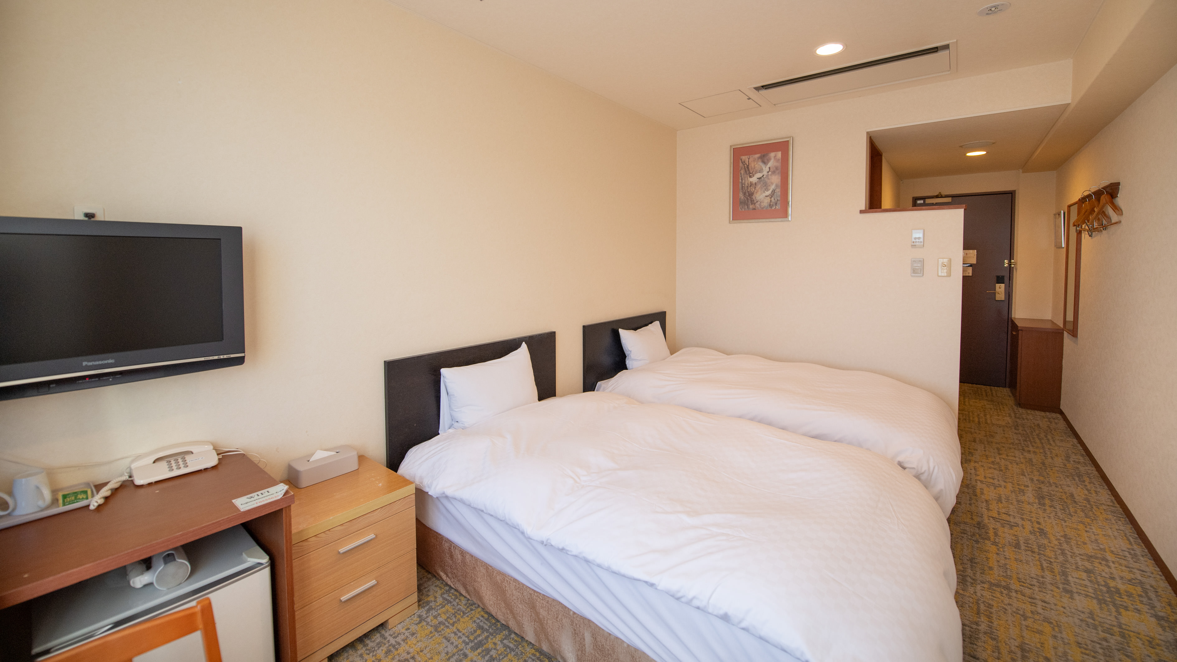 【山中湖ビュー客室】スタンダード洋室21平米　禁煙