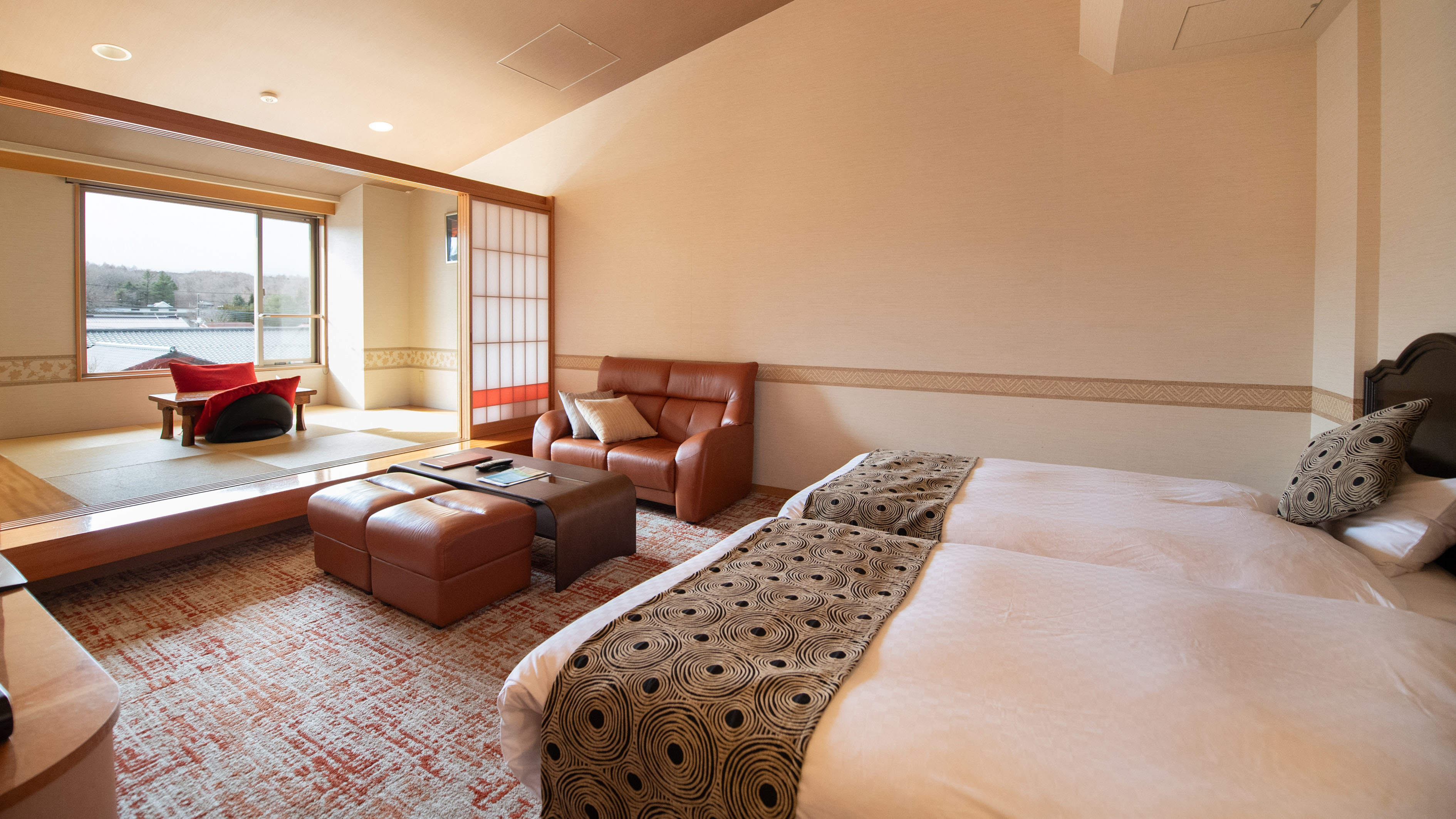 【富士山ビュー客室】温泉風呂付スイートルーム50平米　禁煙