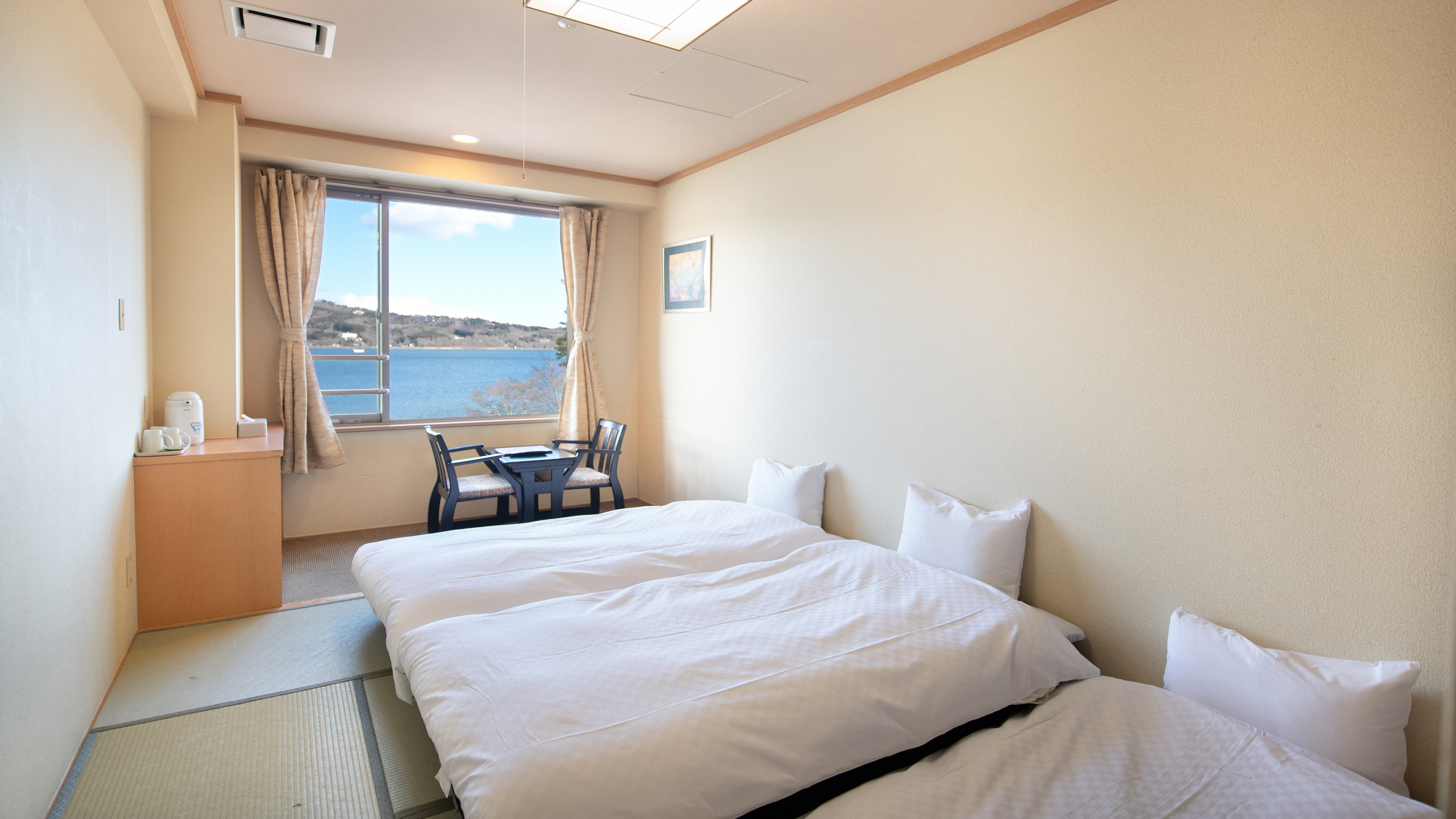 【山中湖ビュー客室】トリプルルーム　禁煙