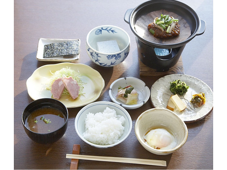 しっかり休んでたっぷり朝食を！半泊プラン