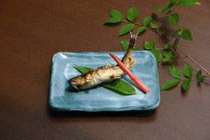 静かな自然のなかでゆったり郡上の幸を味わう