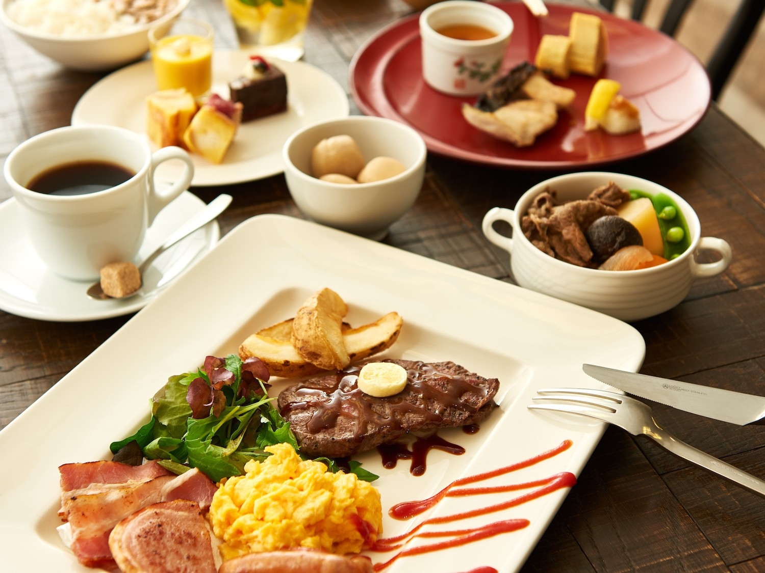 【お肉贈呈特典付】春旅 特別ペア宿泊プラン〜マグネットカフェ竹園〜