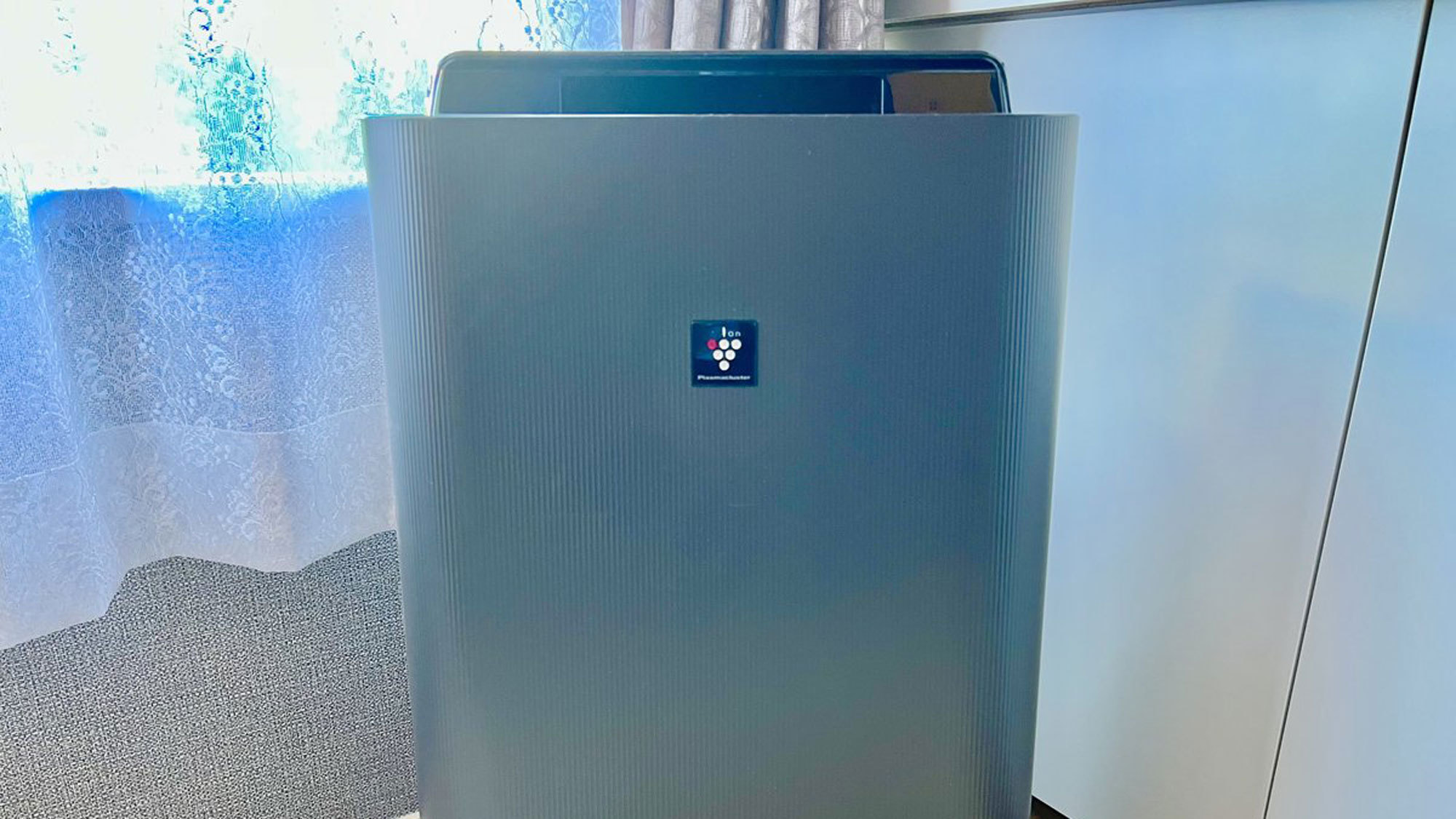 *【和モダン10畳（一例）】お部屋の設備として空気清浄機が設置されています