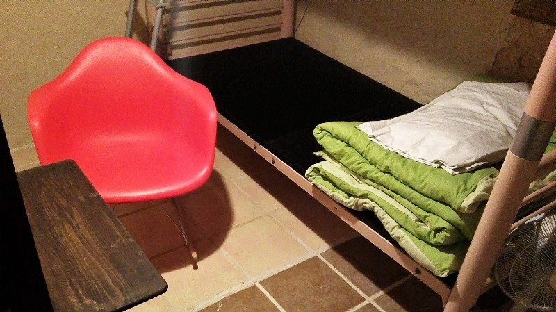 Small Asian bunk bed Private room Double room with rocking chair