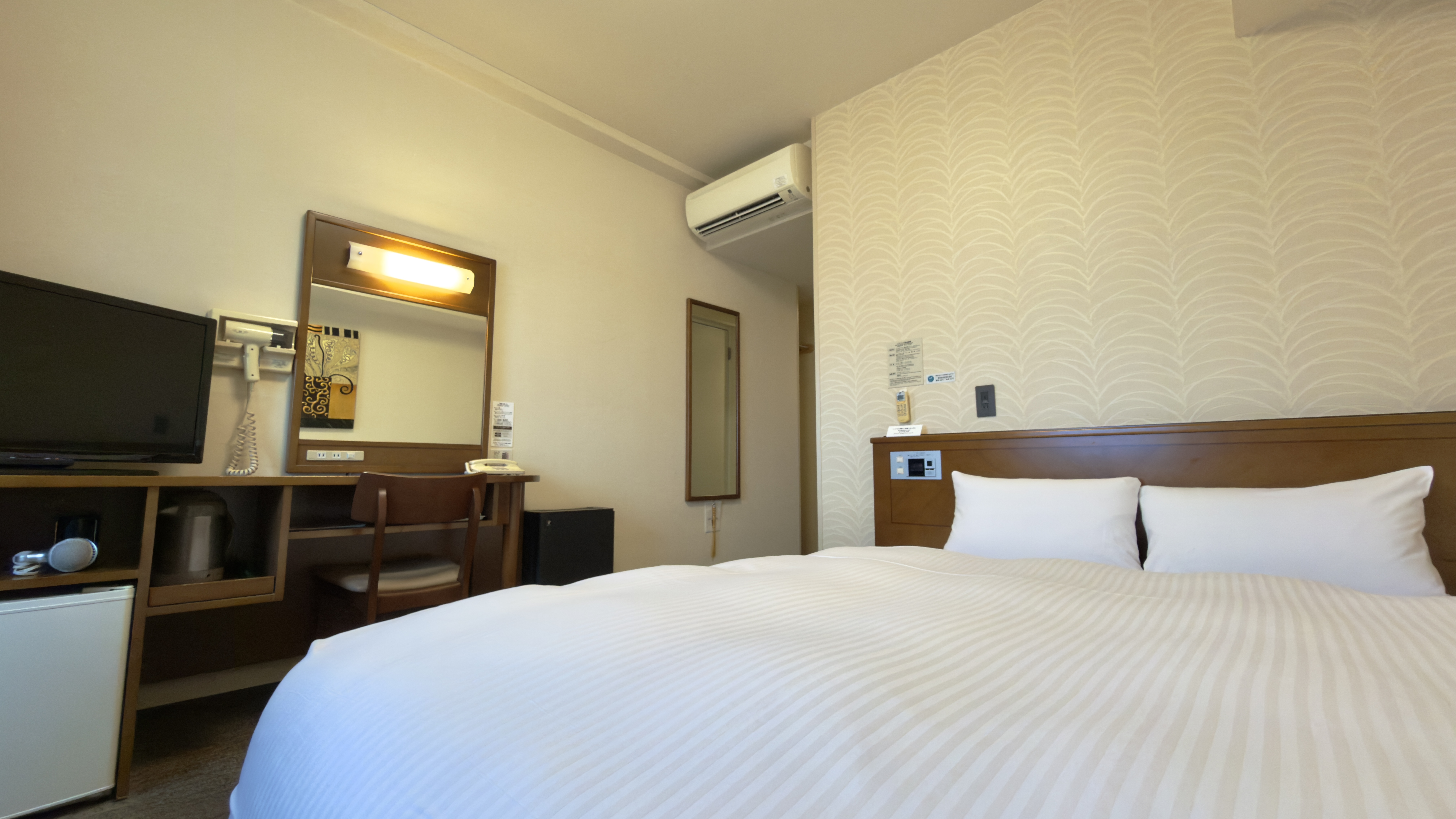 ダブルルーム